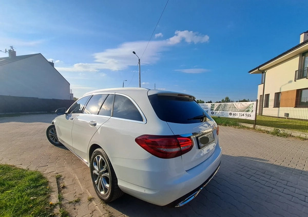 Mercedes-Benz Klasa C cena 79000 przebieg: 171115, rok produkcji 2016 z Piaseczno małe 301